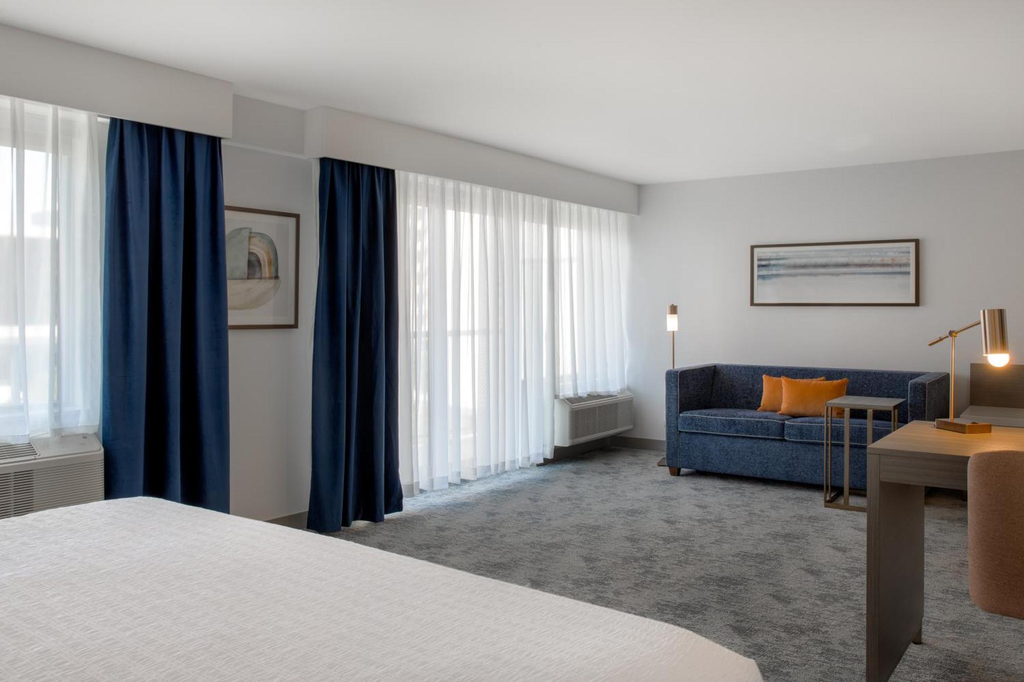 Hampton Inn By Hilton Winnipeg Downtown Extérieur photo