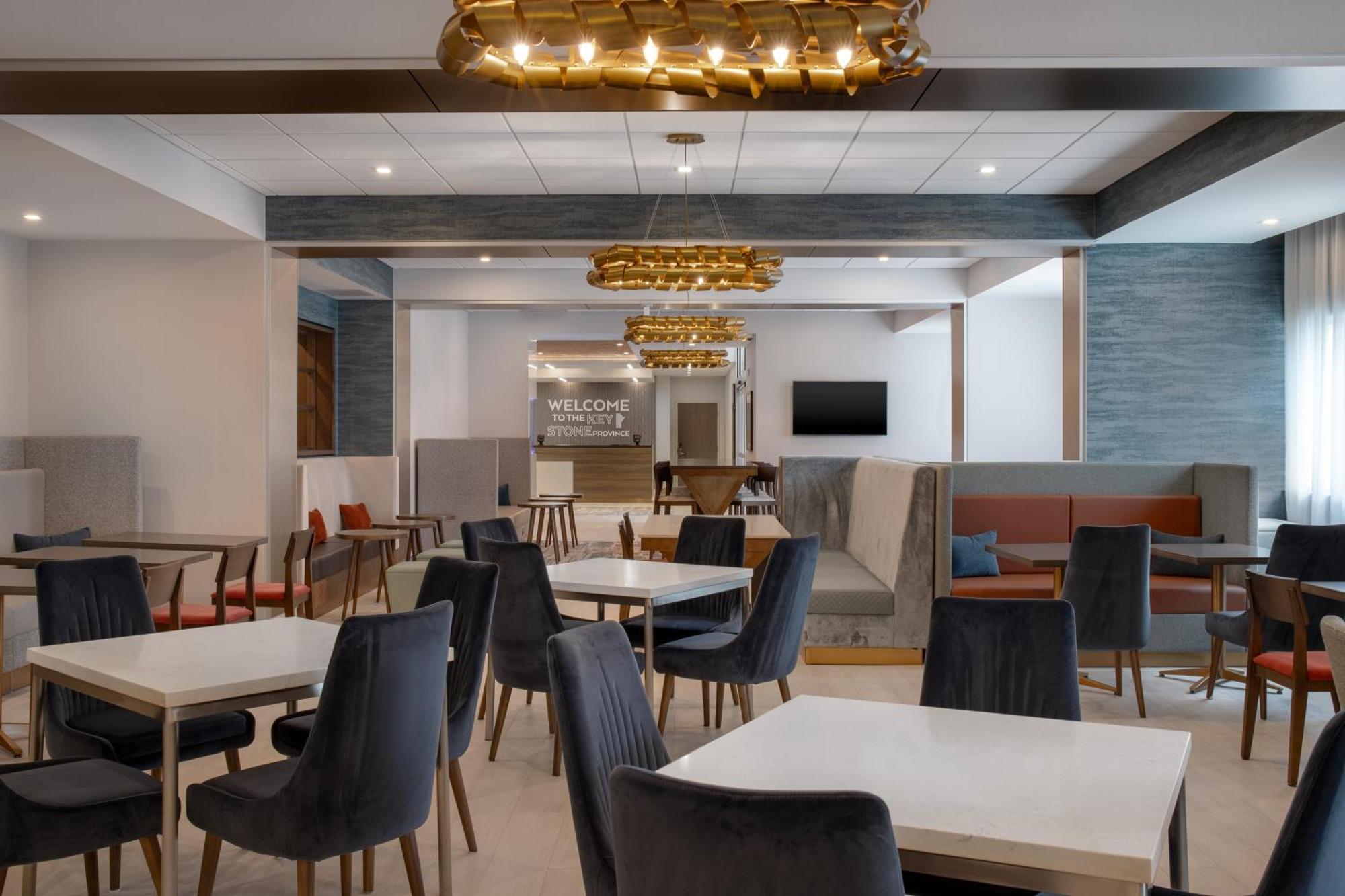Hampton Inn By Hilton Winnipeg Downtown Extérieur photo