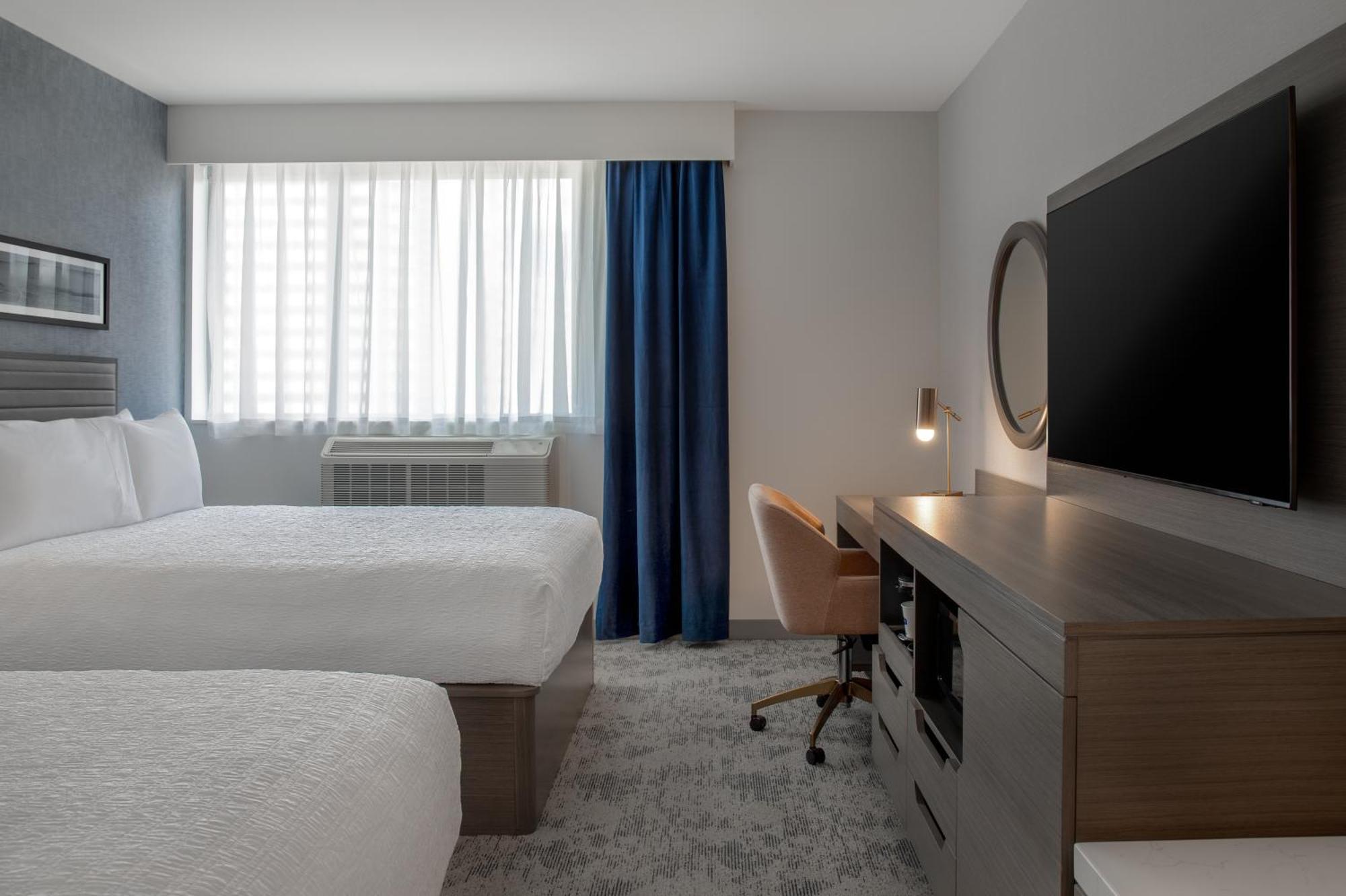 Hampton Inn By Hilton Winnipeg Downtown Extérieur photo