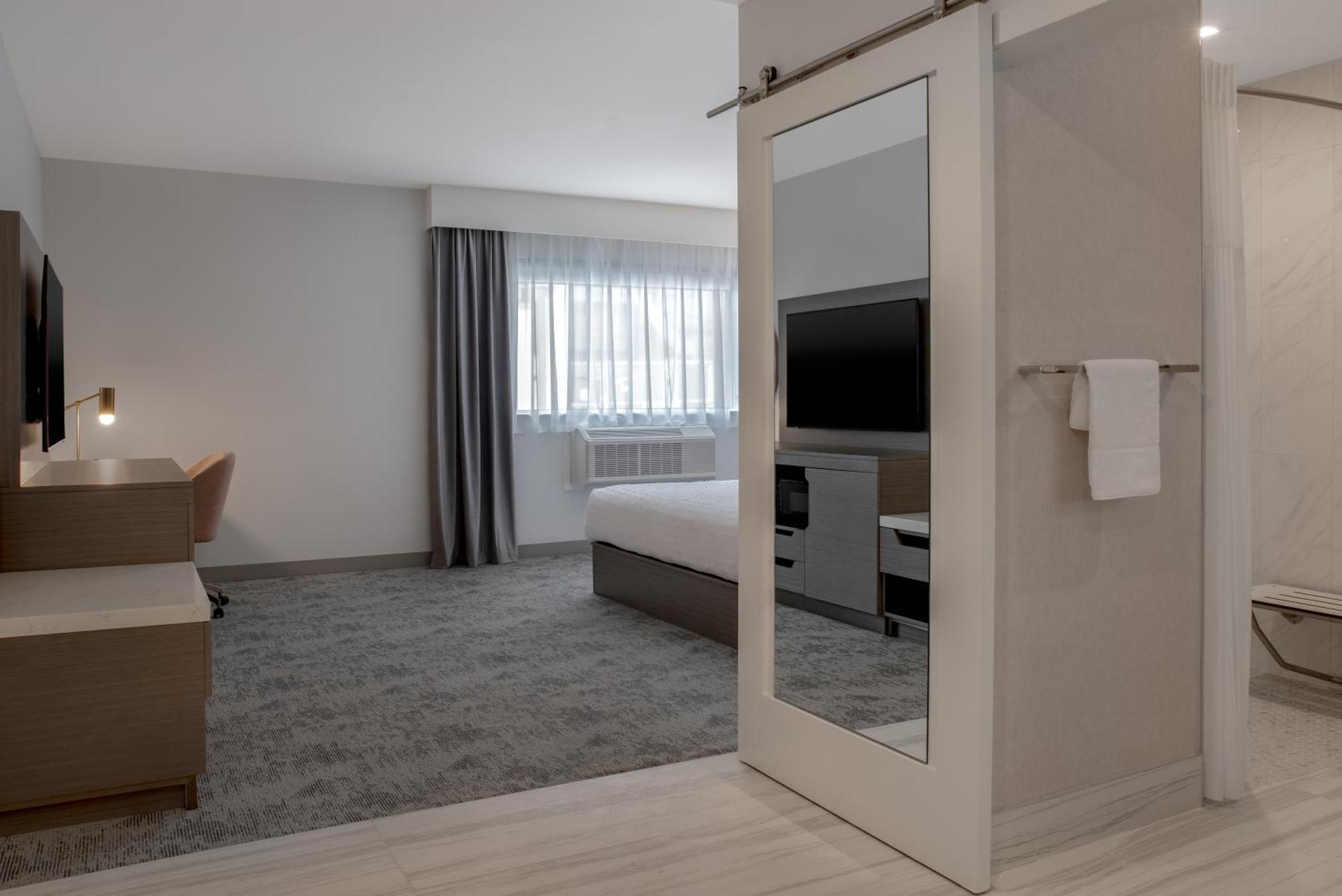 Hampton Inn By Hilton Winnipeg Downtown Extérieur photo