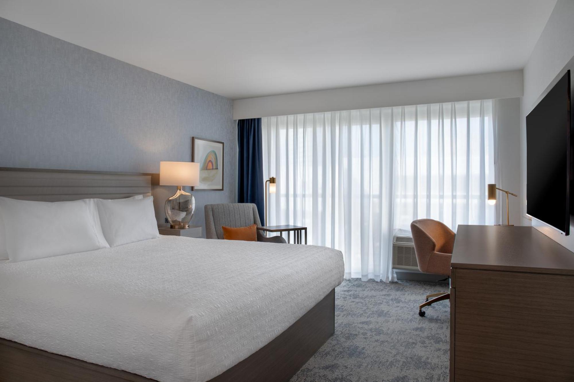 Hampton Inn By Hilton Winnipeg Downtown Extérieur photo