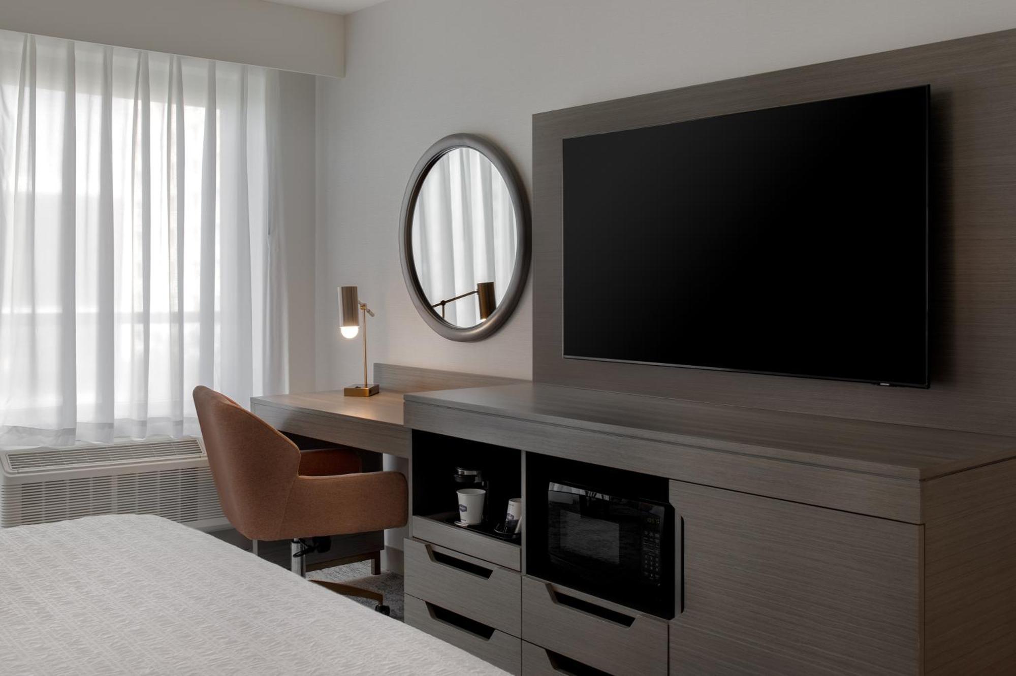 Hampton Inn By Hilton Winnipeg Downtown Extérieur photo