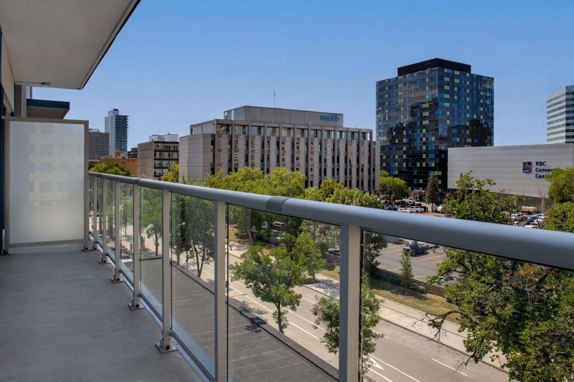 Hampton Inn By Hilton Winnipeg Downtown Extérieur photo