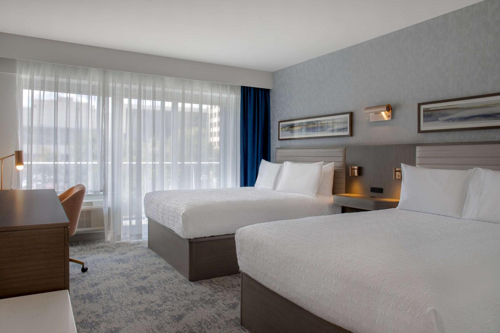 Hampton Inn By Hilton Winnipeg Downtown Extérieur photo