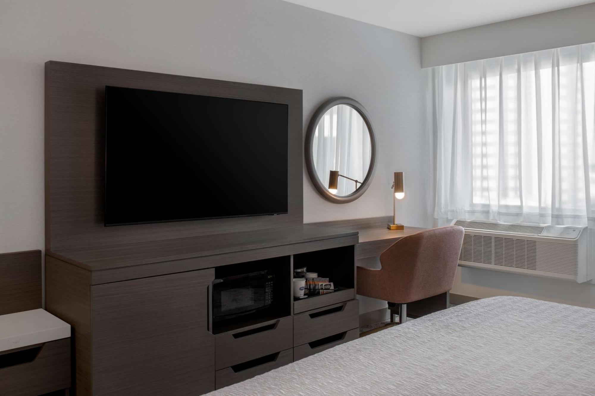 Hampton Inn By Hilton Winnipeg Downtown Extérieur photo